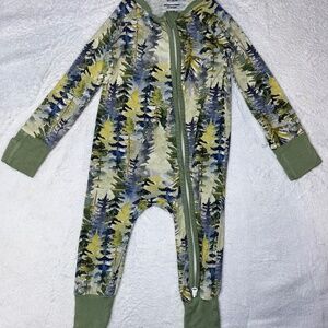 Bamboo zippie 6-12months